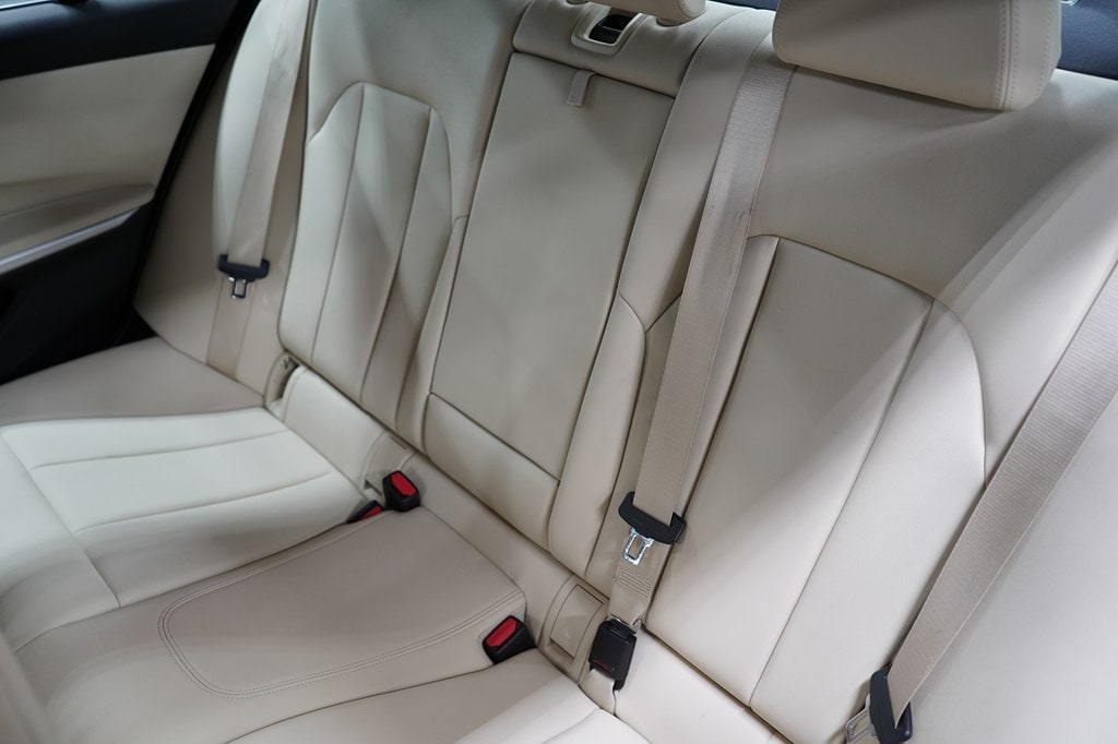 2020 BMW 3 Series 330i - Photo 16