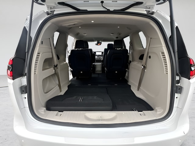 2023 Chrysler Pacifica Touring L - Photo 19