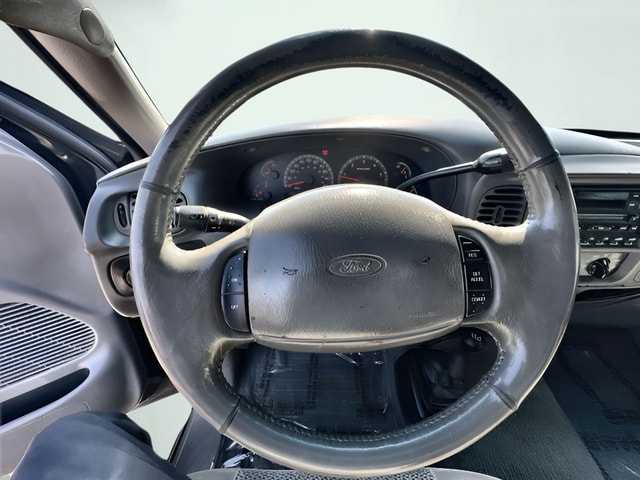 2001 Ford F-150 XLT - Photo 11