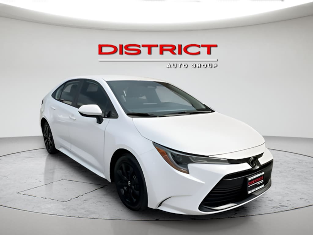Used 2024 Toyota Corolla LE Sedan