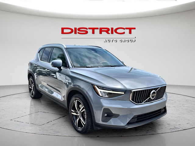 2023 Volvo XC40