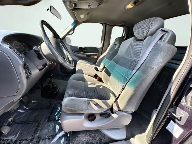 2001 Ford F-150 XLT - Photo 13