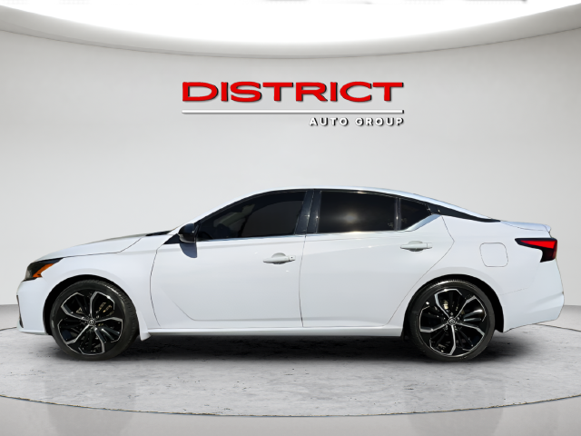 Used 2023 Nissan Altima 2.5 SR Sedan