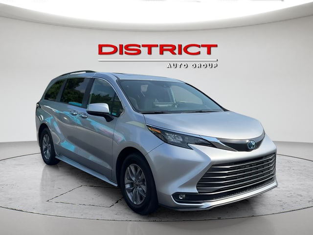 2025 Toyota Sienna