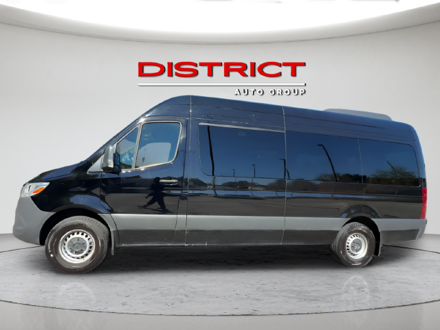 Used 2025 Mercedes-Benz Sprinter 2500 Passenger 170 WB Minivan/Van