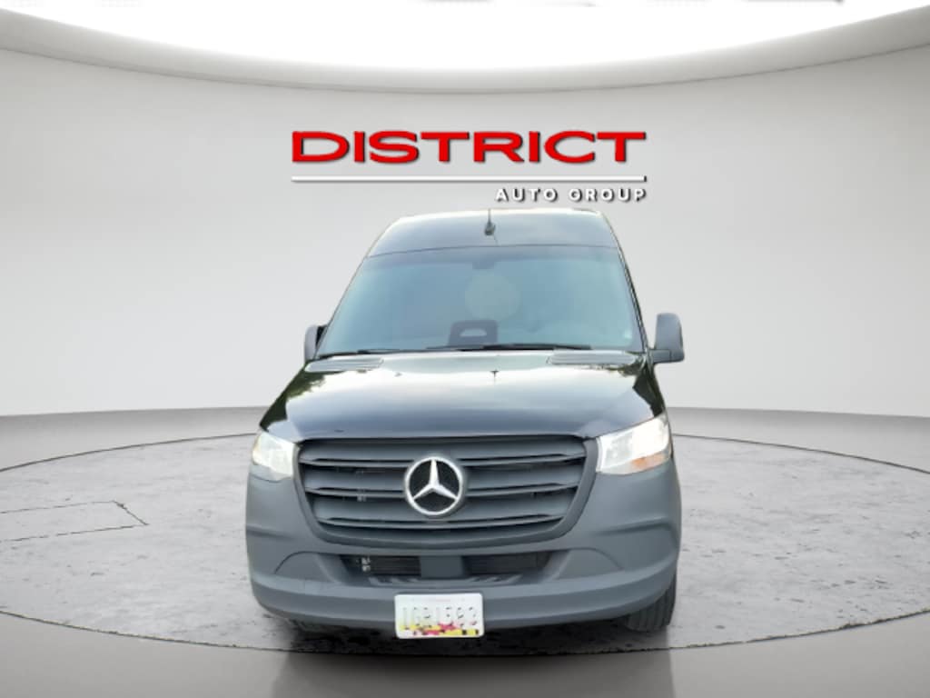 Used 2025 Mercedes-Benz Sprinter 2500 Passenger 170 WB Minivan/Van