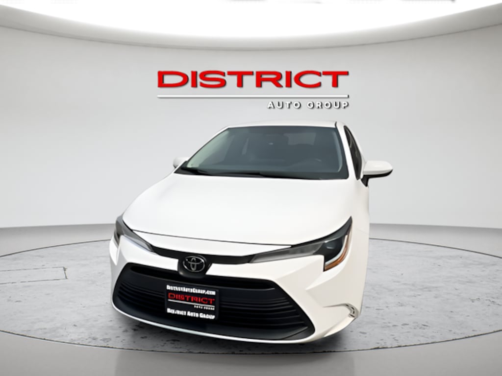 Used 2024 Toyota Corolla LE Sedan