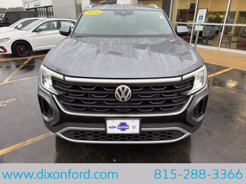 Used 2024 Volkswagen Atlas Cross Sport 2.0T SE w/Technology SUV