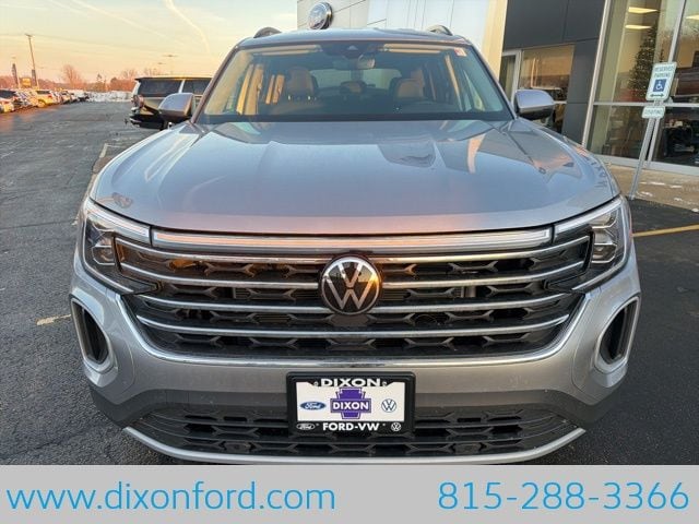 2026 Volkswagen Atlas SE - Photo 2
