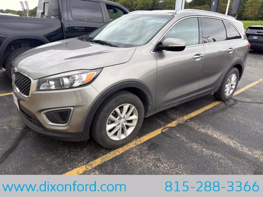 Used 2016 Kia Sorento LX SUV