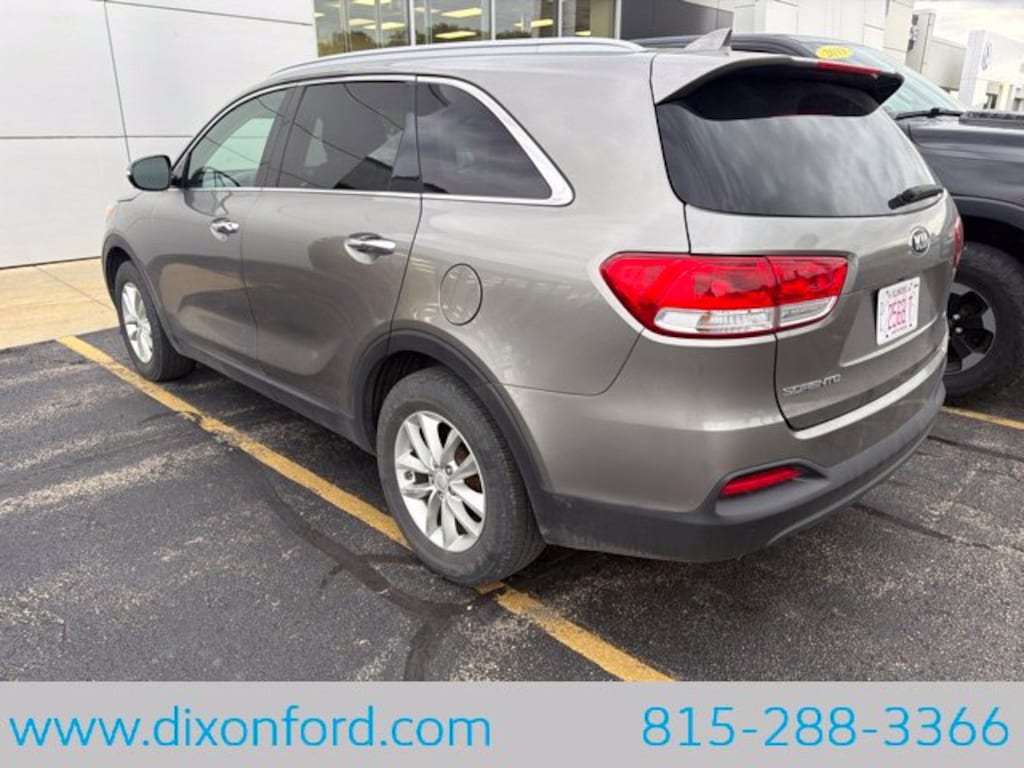 Used 2016 Kia Sorento LX SUV