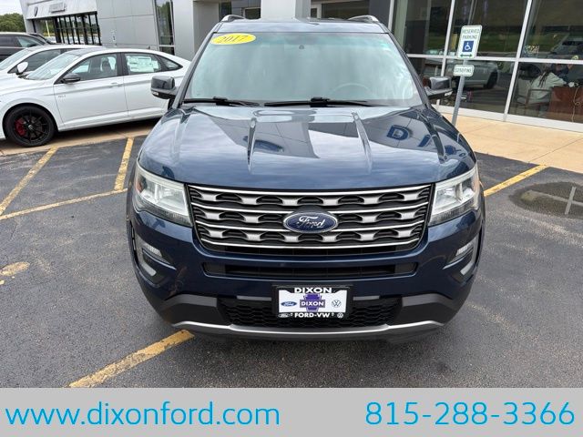 Used 2017 Ford Explorer XLT with VIN 1FM5K8D89HGB69673 for sale in Dixon, IL