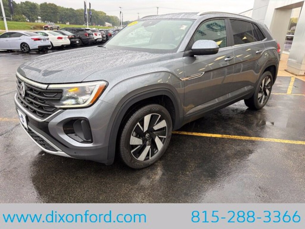 Used 2024 Volkswagen Atlas Cross Sport 2.0T SE w/Technology SUV