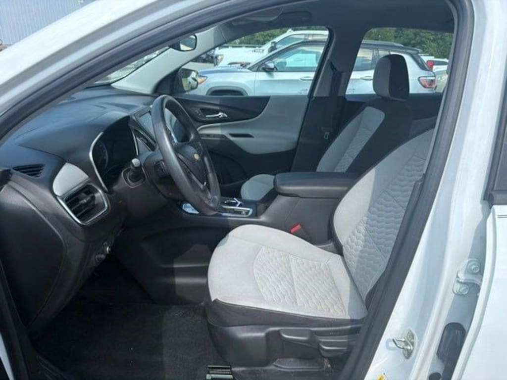 Used 2020 Chevrolet Equinox LS SUV