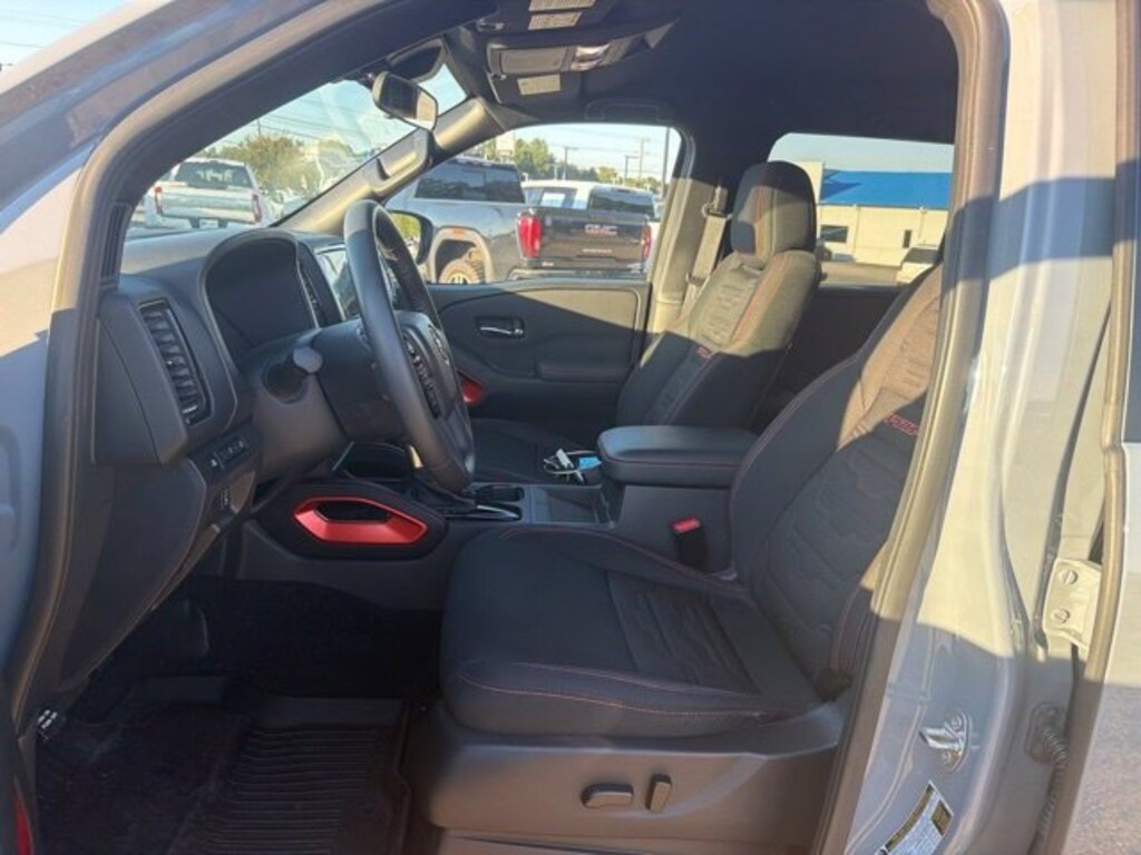 Used 2024 Nissan Frontier PRO-4X Truck