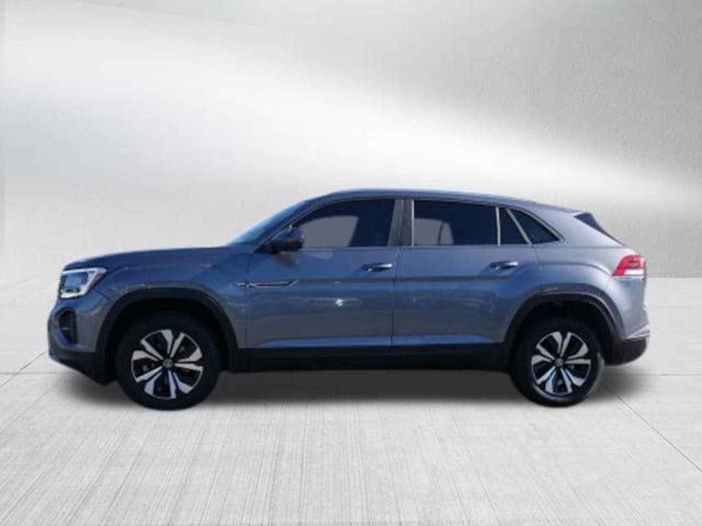 Used 2024 Volkswagen Atlas Cross Sport 2.0T SE SUV