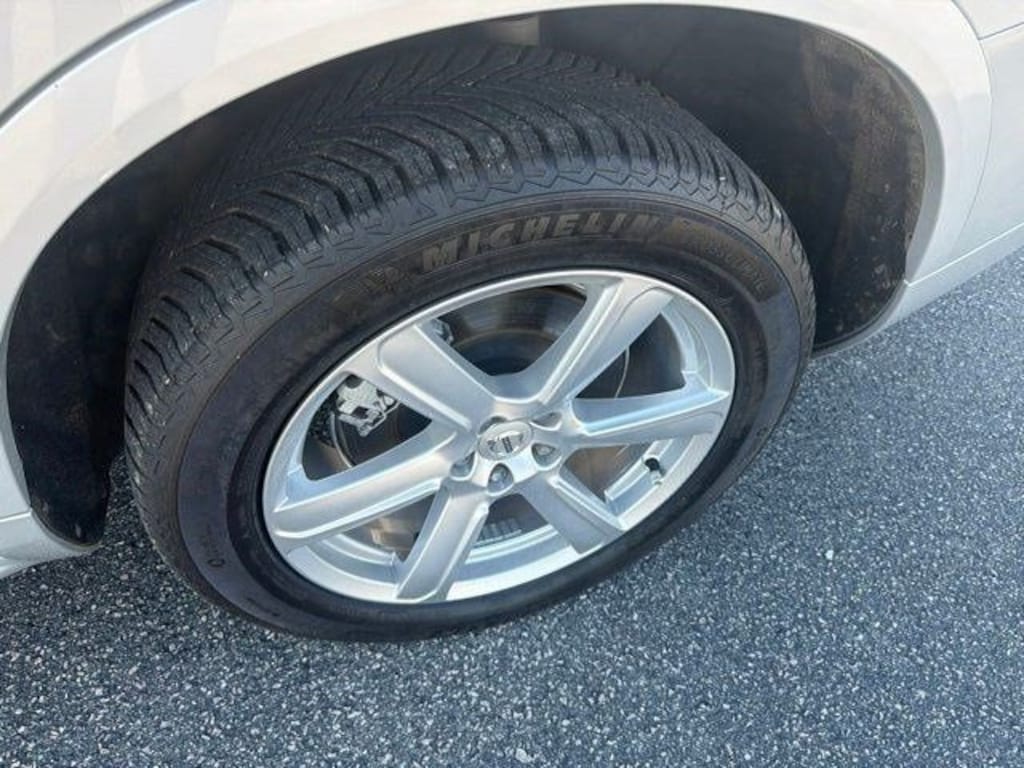Used 2024 Volvo XC90 B5 Core SUV