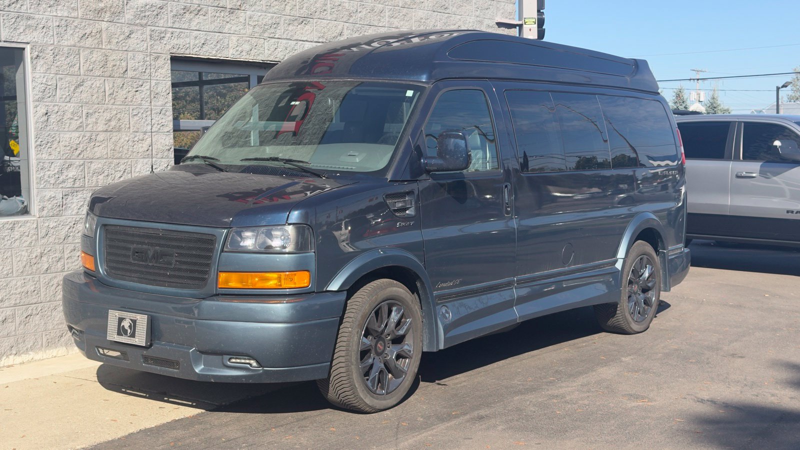 2024 GMC Savana Cargo Work Van