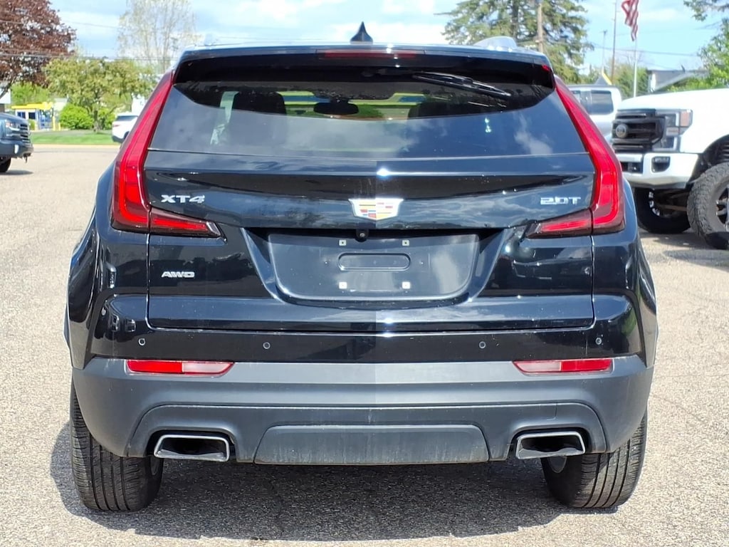 Used 2019 Cadillac XT4 Luxury SUV