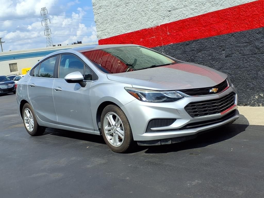 Used 2018 Chevrolet Cruze LT Sedan