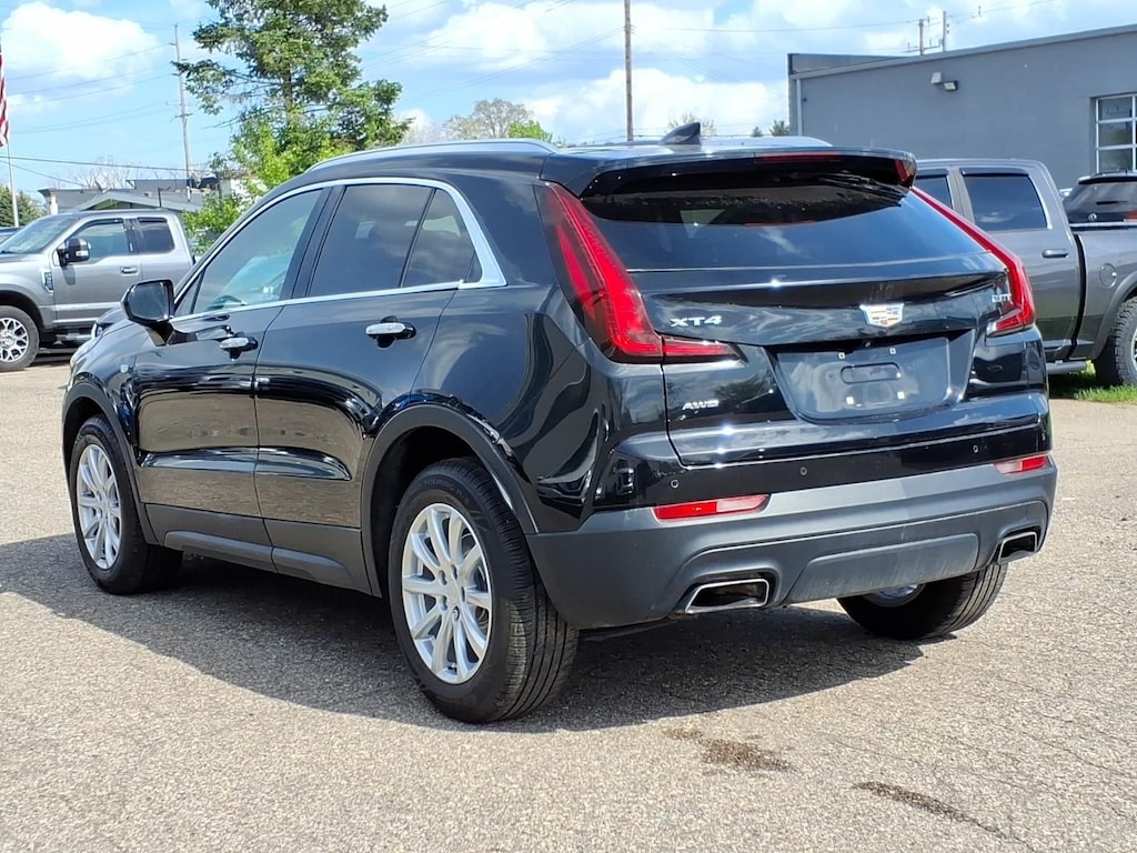 Used 2019 Cadillac XT4 Luxury SUV