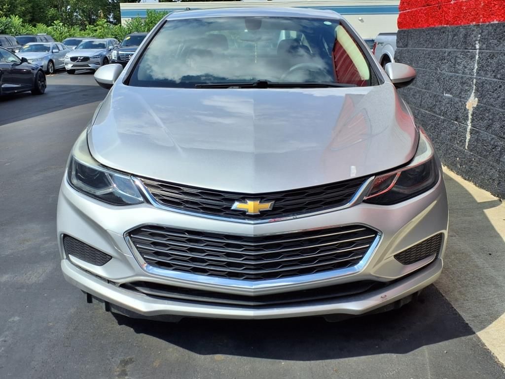 Used 2018 Chevrolet Cruze LT Sedan