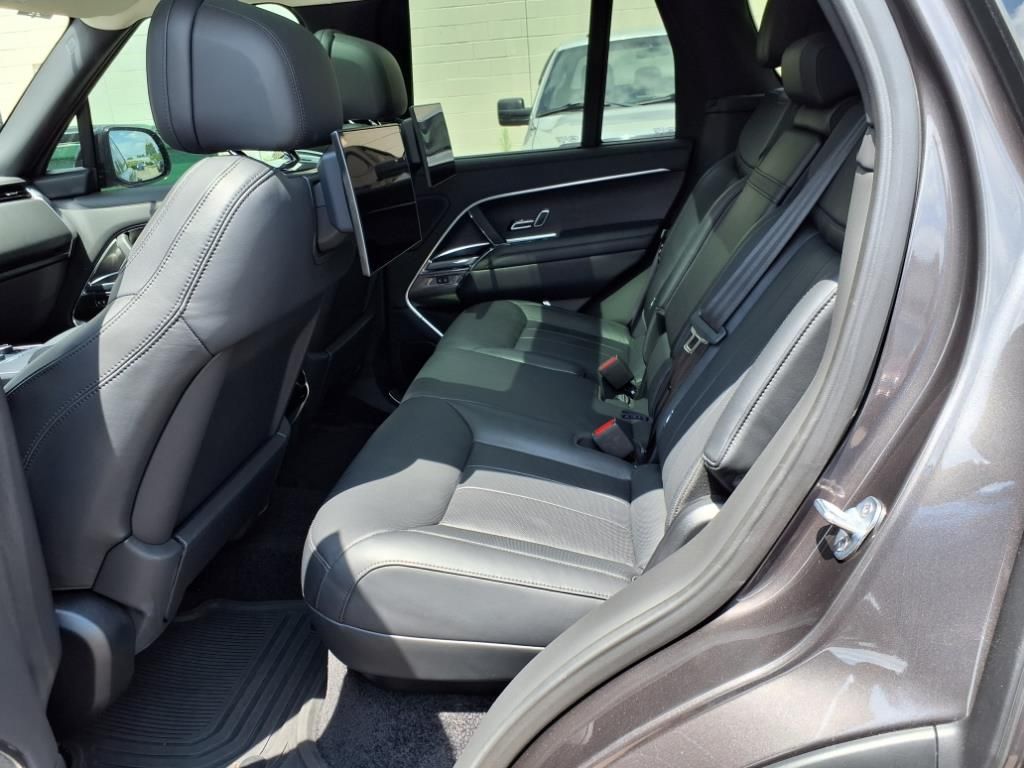 2023 Land Rover Range Rover First Edition - Photo 12