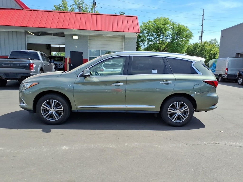 Used 2017 INFINITI QX60 Base SUV
