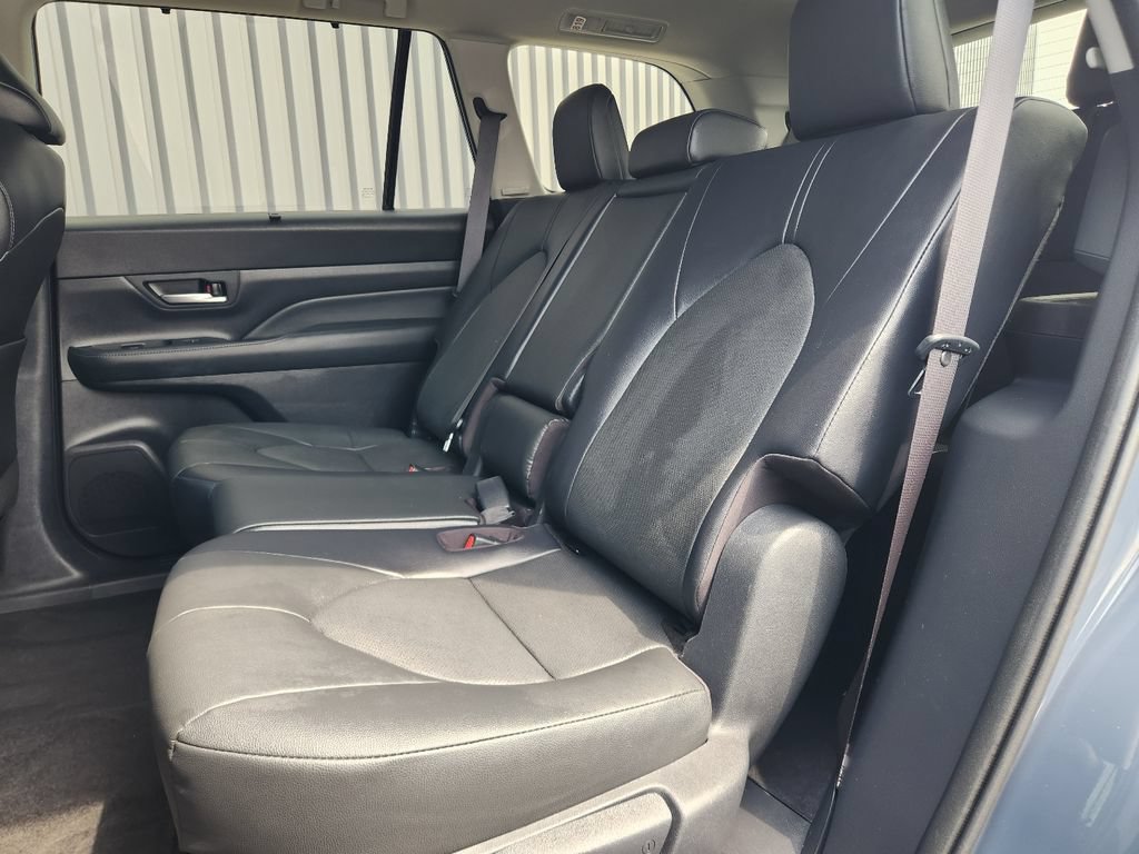 Used 2025 Toyota Grand Highlander Hybrid XLE Hybrid XLE AWD