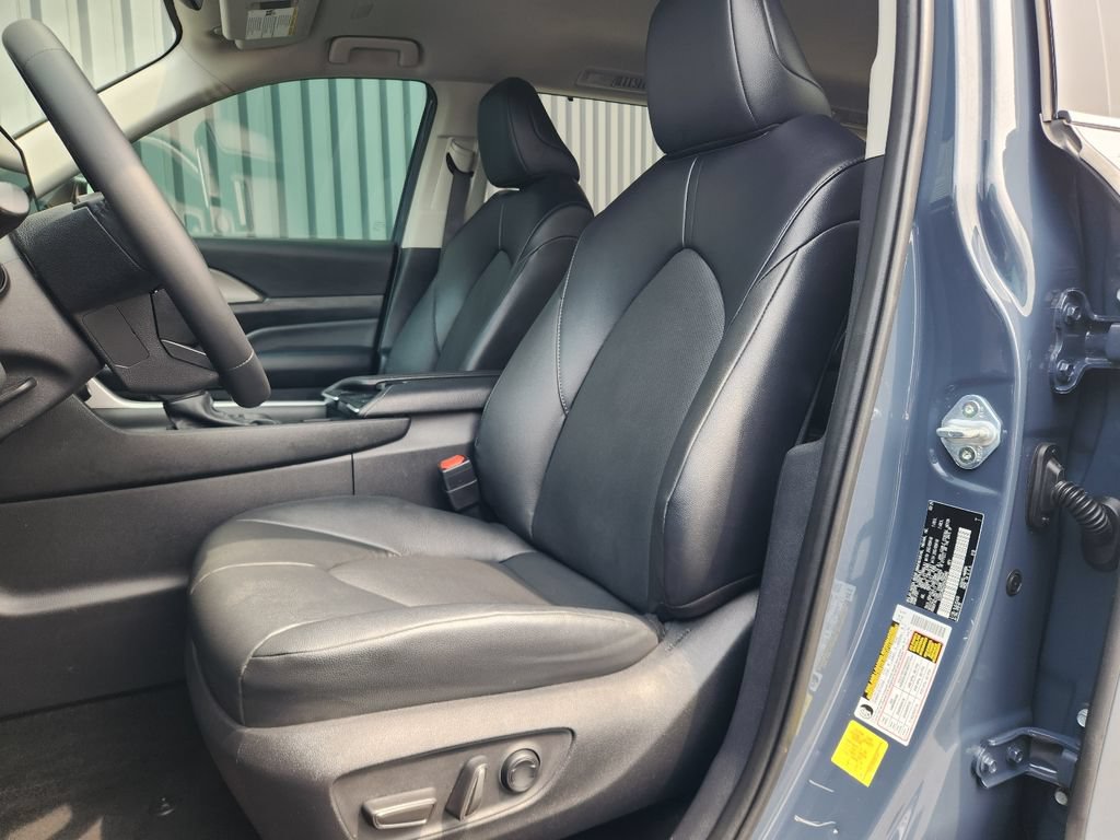 Used 2025 Toyota Grand Highlander Hybrid XLE Hybrid XLE AWD
