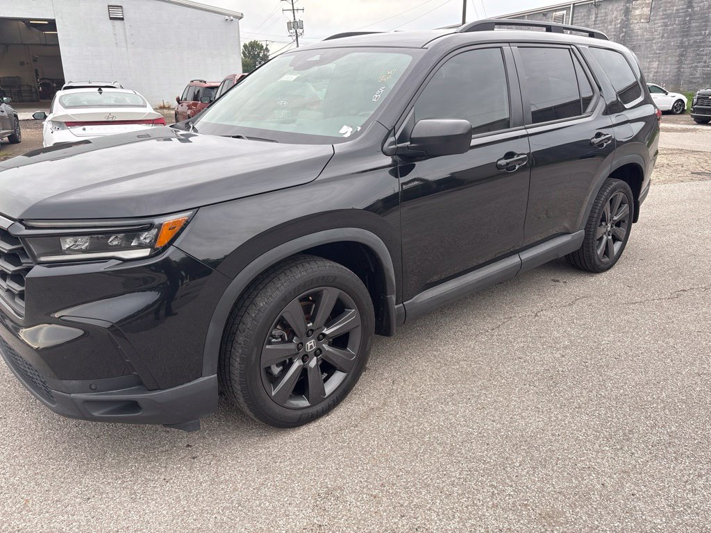 Used 2025 Honda Pilot Sport SUV