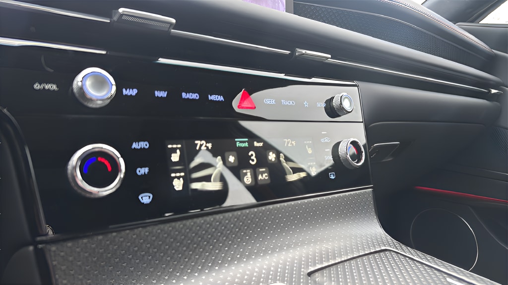 2026 GENESIS G80 Sport Prestige - Photo 23