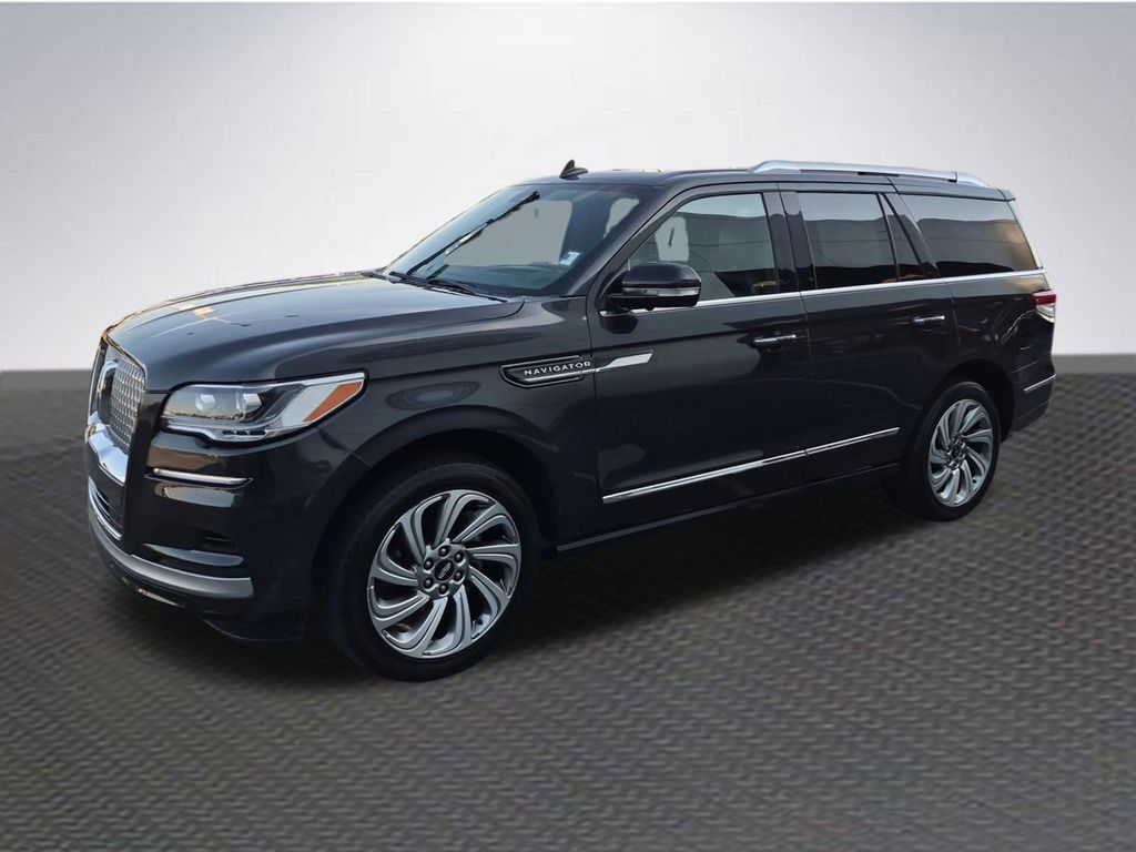 2023 Lincoln Navigator
