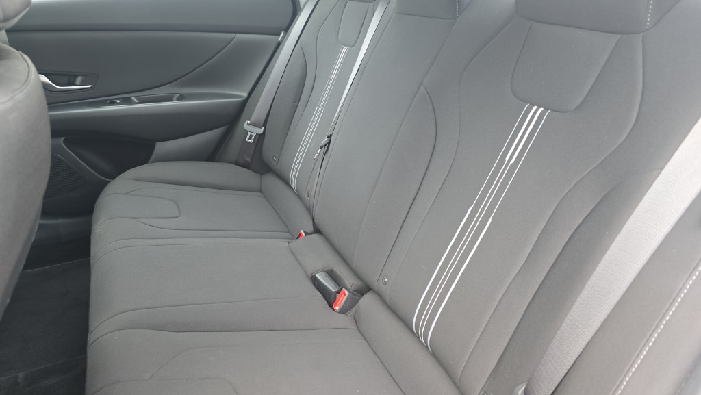 2024 Hyundai Elantra SEL - Photo 28