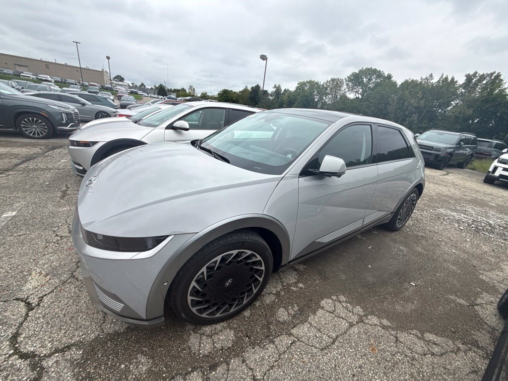 Certified 2023 Hyundai IONIQ 5 Limited with VIN KM8KRDAF3PU199889 for sale in Columbus, OH