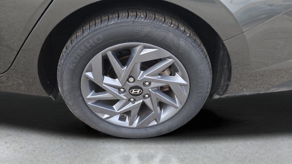 2024 Hyundai Elantra SEL - Photo 29