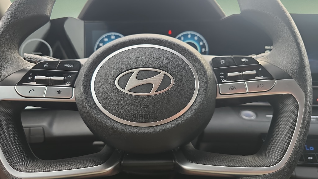 2024 Hyundai Elantra SEL - Photo 12