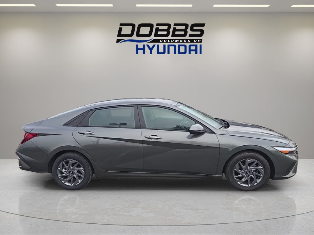 2024 Hyundai Elantra SEL - Photo 6