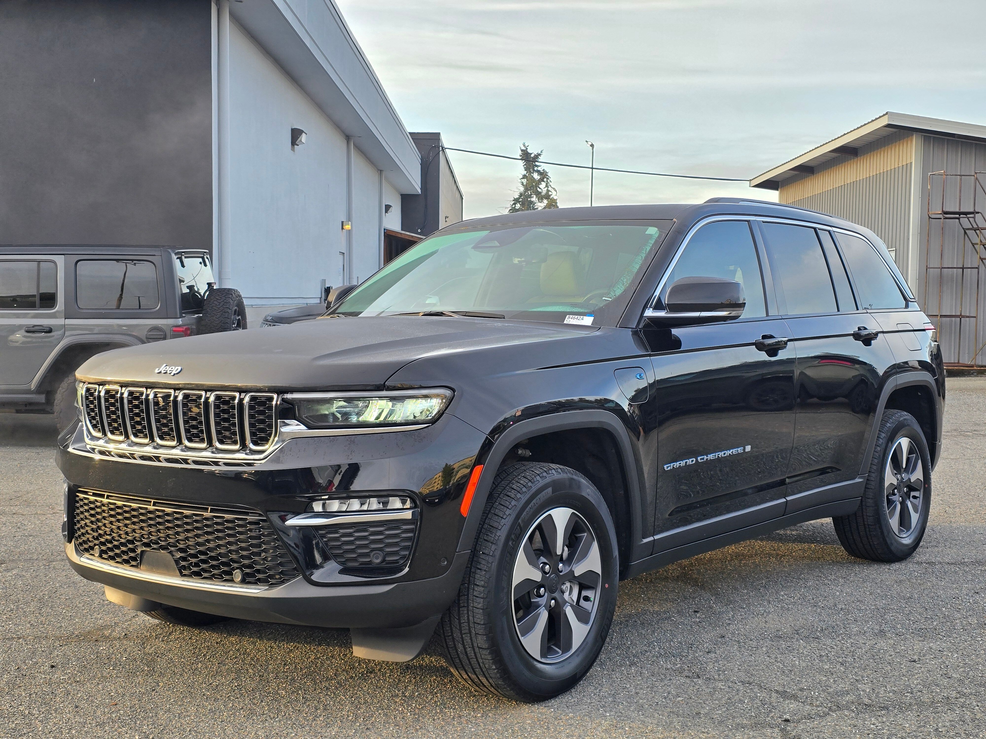 Used 2022 Jeep Grand Cherokee 4xe SUV