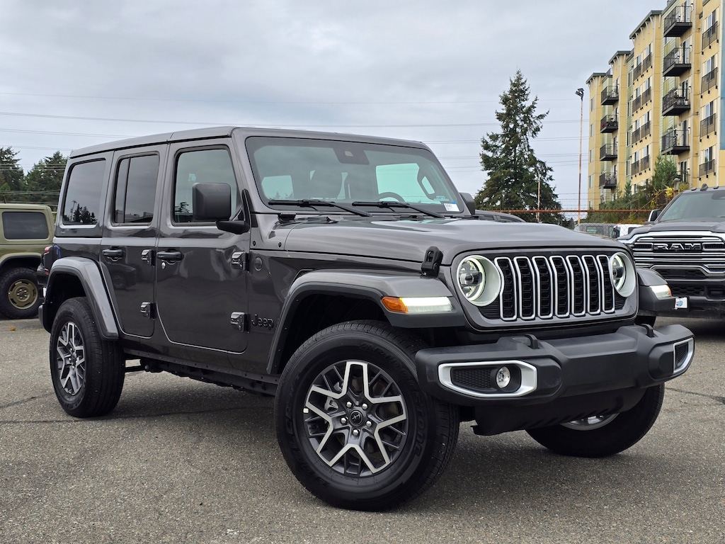 Used 2025 Jeep Wrangler Sahara SUV
