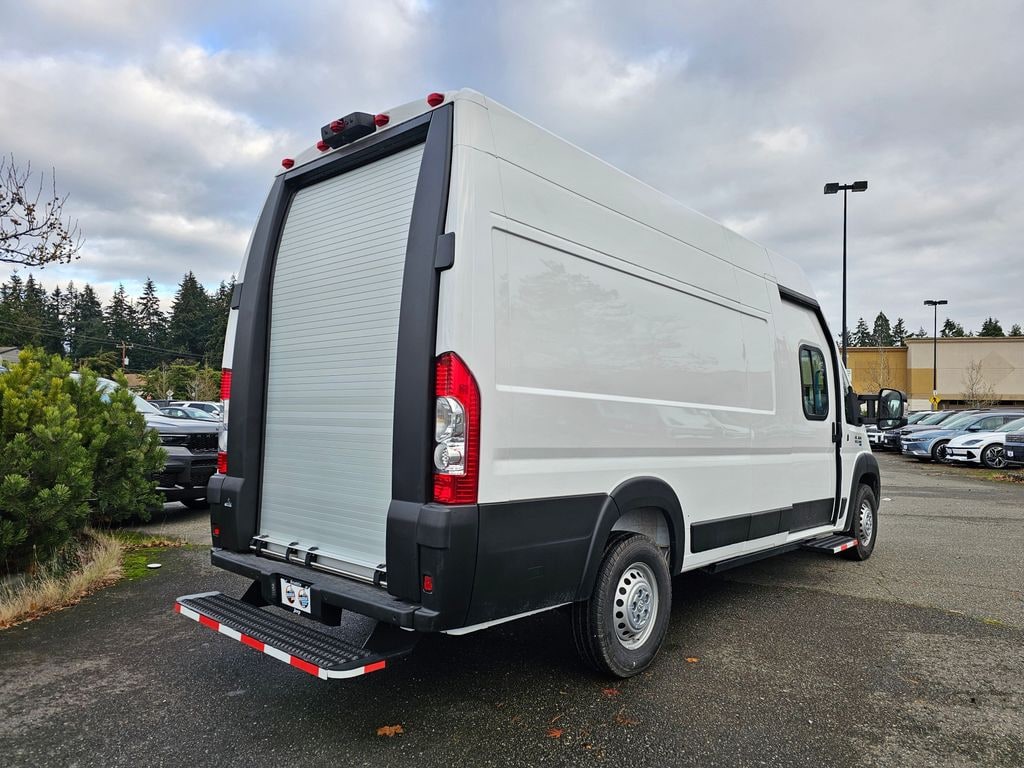 New 2024 Ram ProMaster PROMASTER EV SUPER HIGH ROOF 159â WB EXT Cargo Van