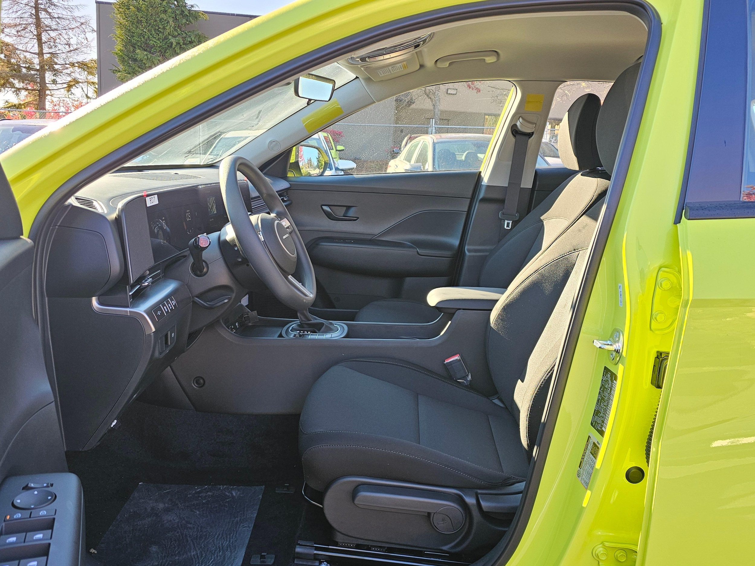 2026 Hyundai Kona SE - Photo 16