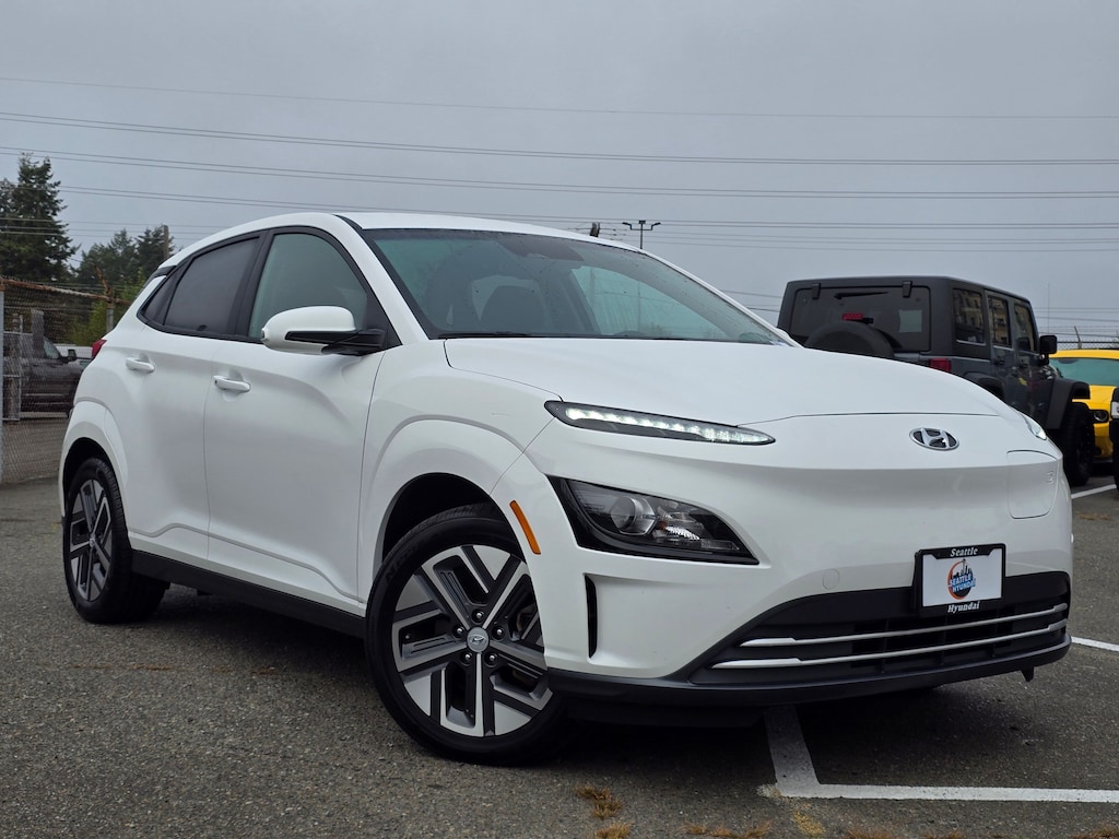Used 2023 Hyundai Kona Electric SE Crossover