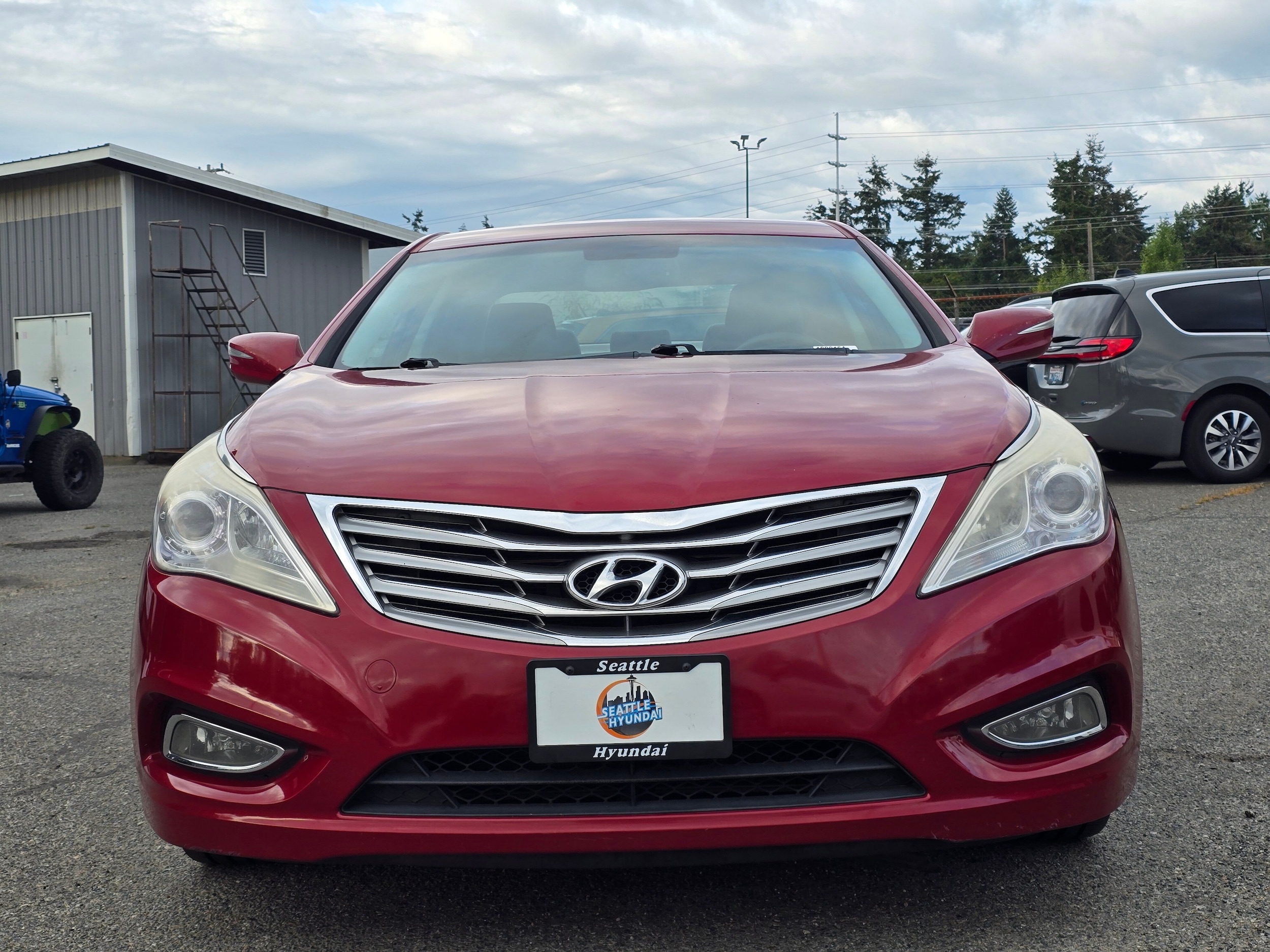 Used 2013 Hyundai Azera Base with VIN KMHFG4JG8DA227926 for sale in Seattle, WA