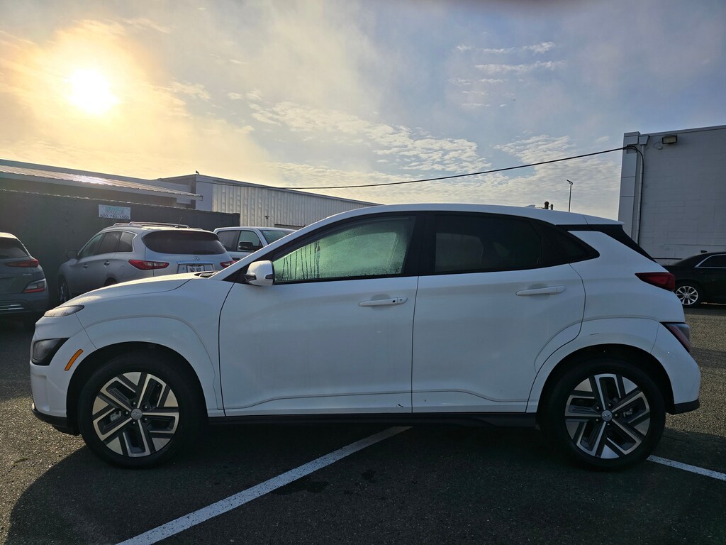 Used 2023 Hyundai Kona Electric SE SUV