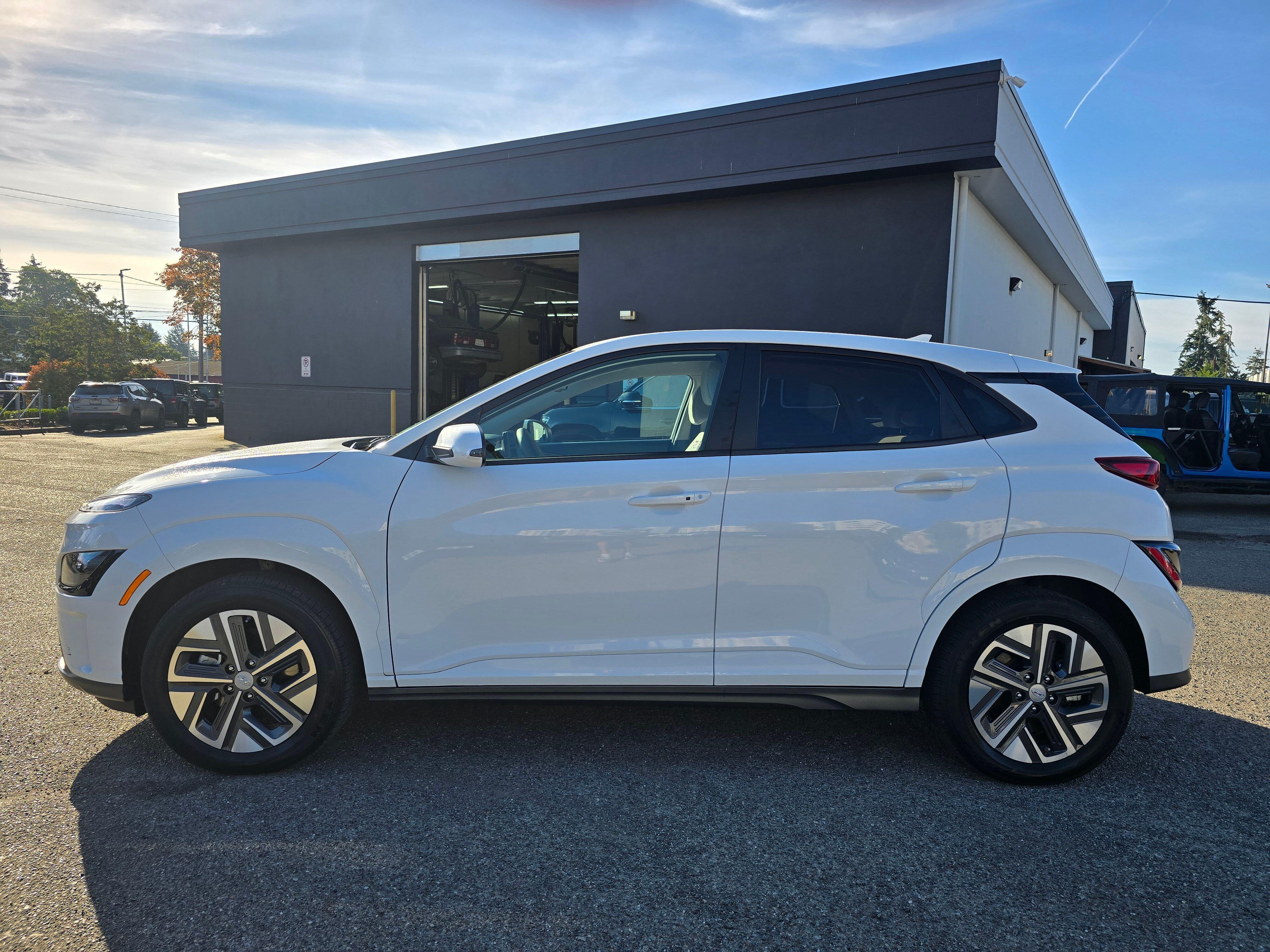 Used 2023 Hyundai Kona Electric SE SUV