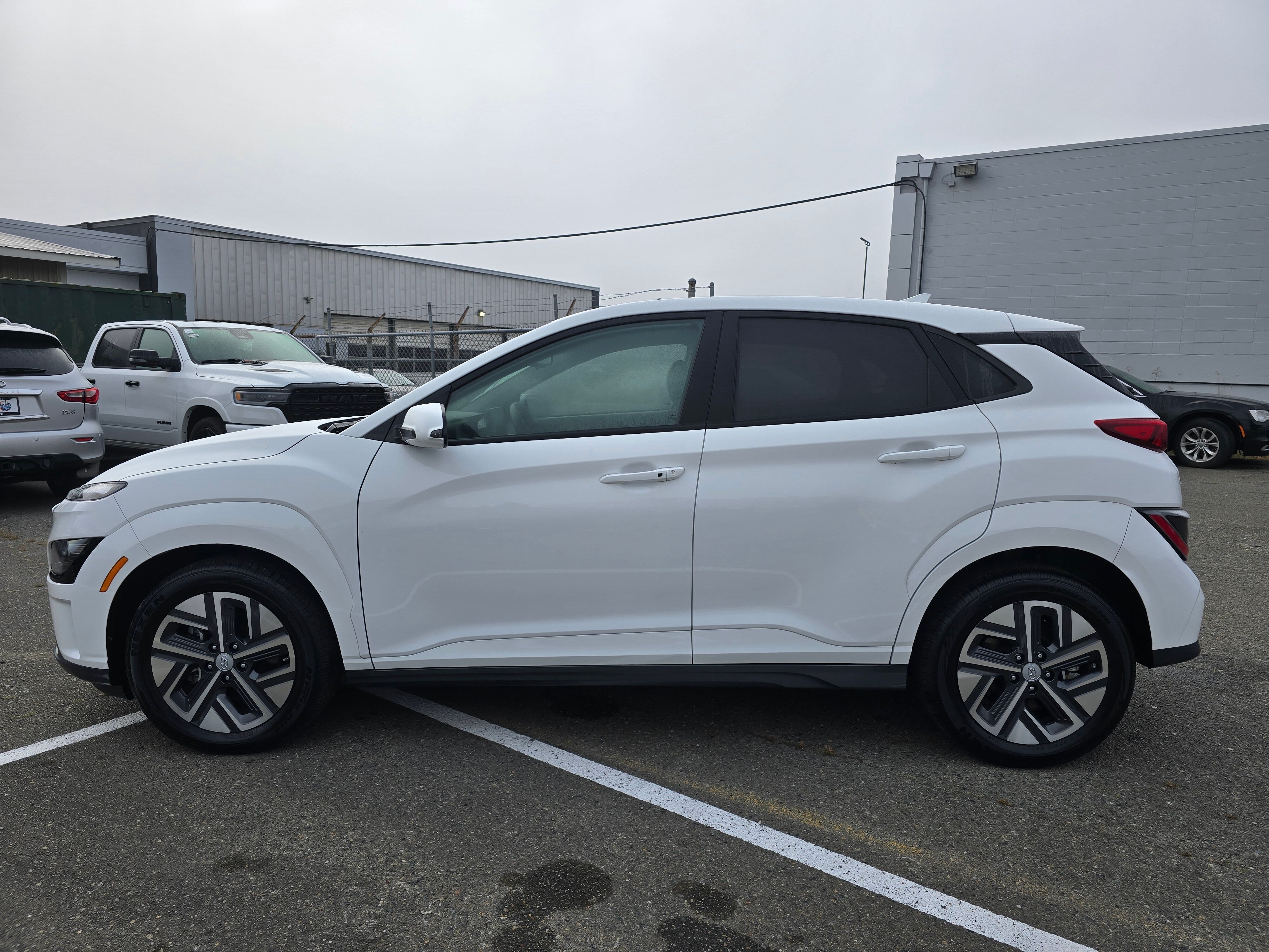 Used 2023 Hyundai Kona Electric SE SUV