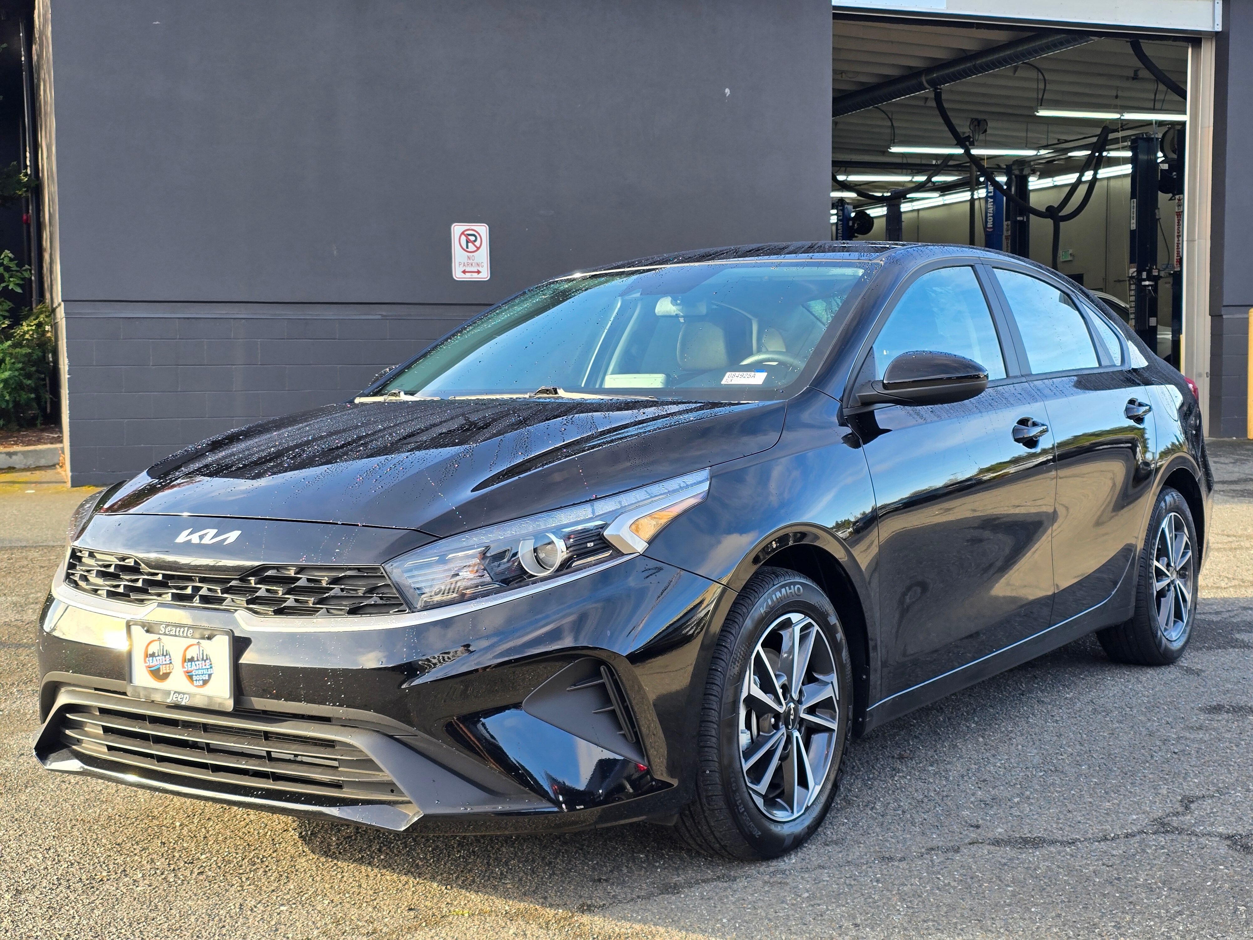 Used 2022 Kia Forte LXS Sedan