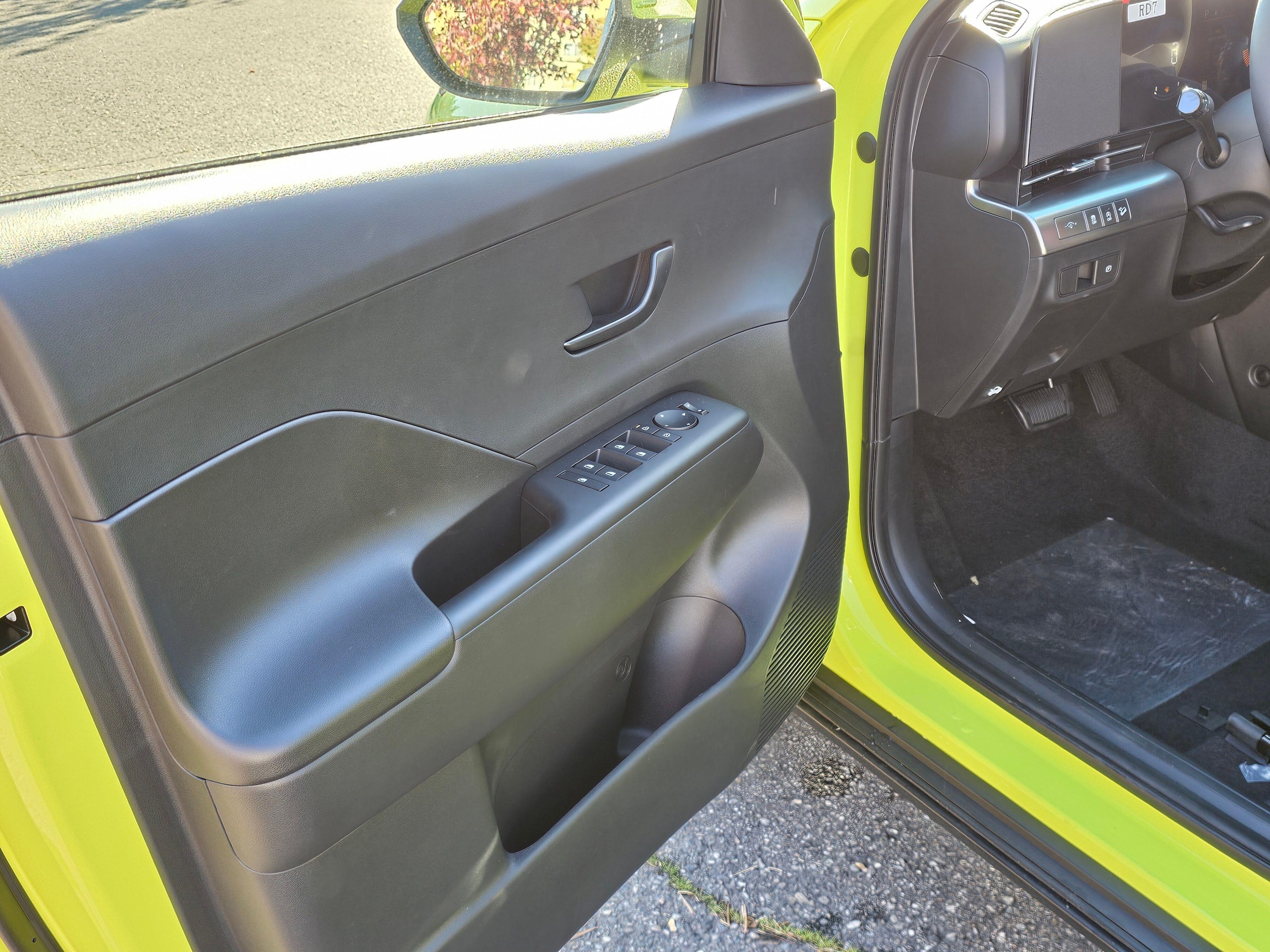 2026 Hyundai Kona SE - Photo 17