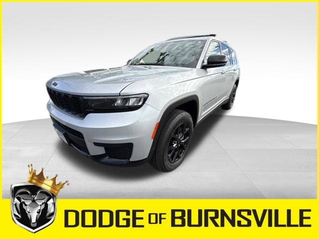 Used 2024 Jeep Grand Cherokee L Altitude with VIN 1C4RJKAG7R8549348 for sale in Burnsville, Minnesota